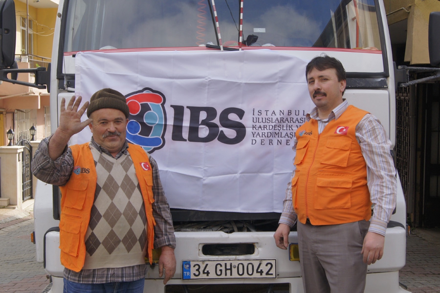 Derneğimizden Suriye'deki Yaralılar için Tıbbi Malzeme Yardımı...